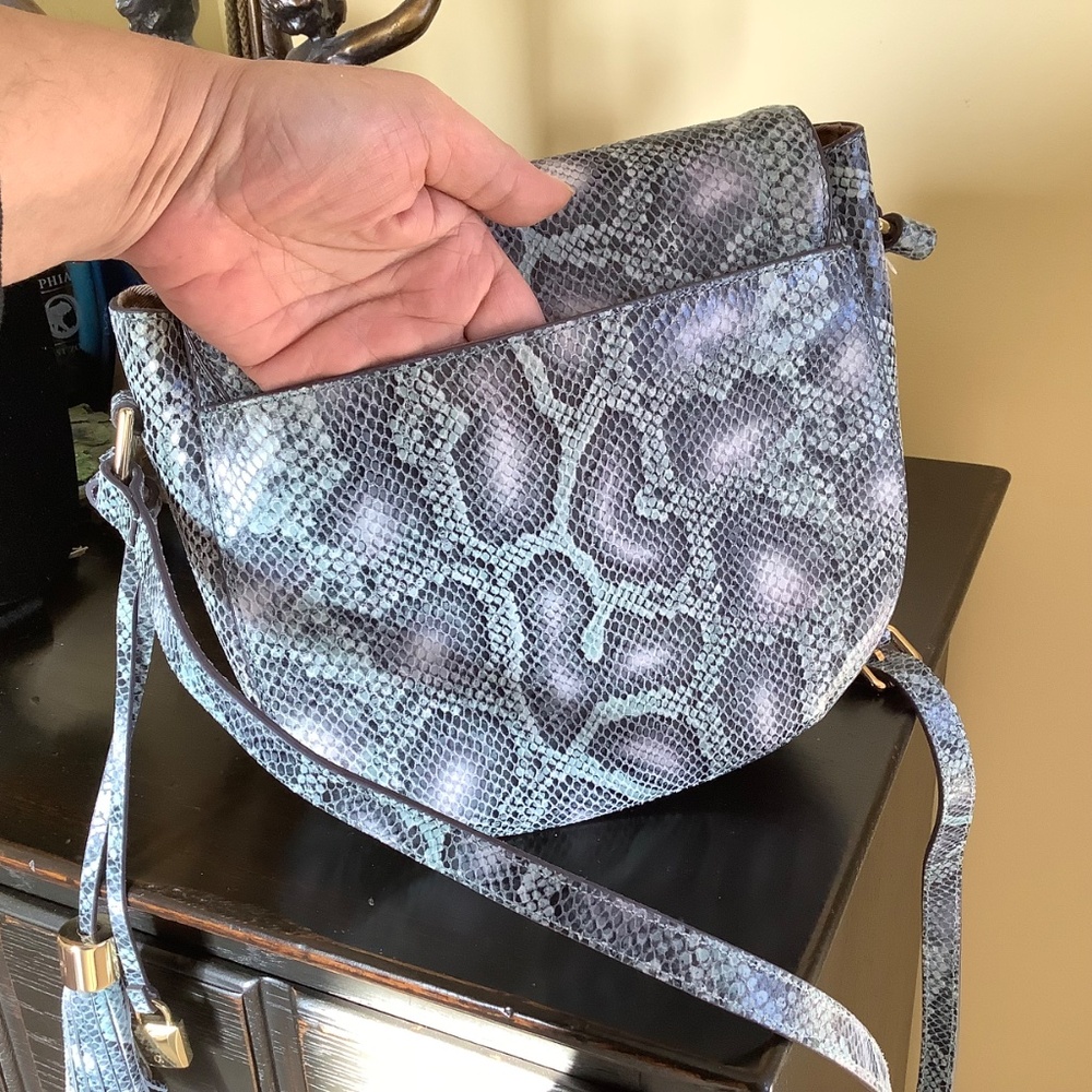 G.I.L.I Leather Printed Saddle Crossbody Bag Teal Cobra - Picture 9 of 16
